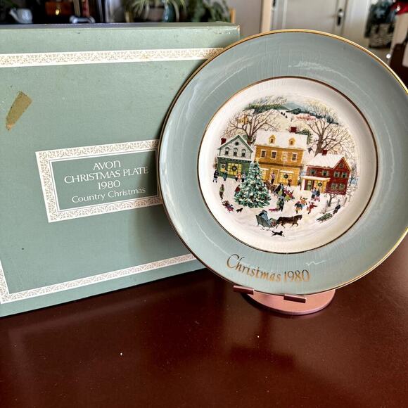 Avon Christmas Plate Series Eighth Edition "Country Christmas" 1980 - Picture 1 of 2